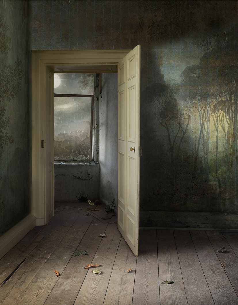 Suzanne Moxhy_Interior with Open Door_65x54cm_2021